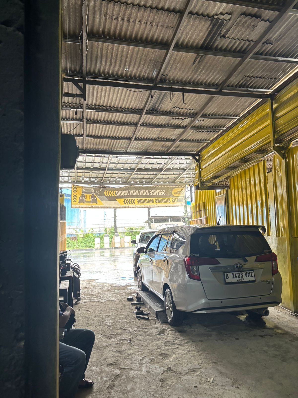 Bunyi Gluduk Mobil Tapi Shockbreaker Masih Bagus? Ini Penyebabnya
